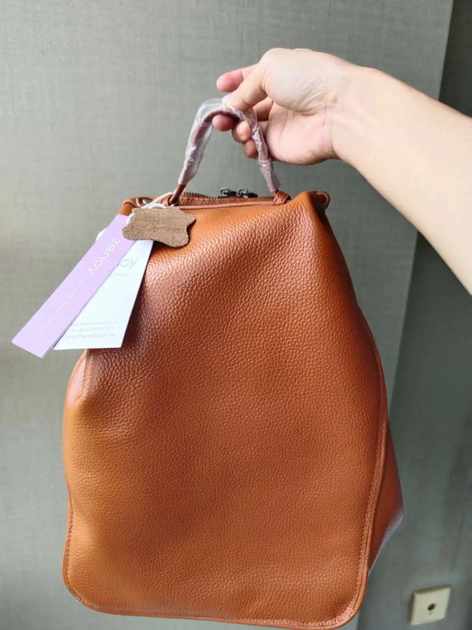 Mochila Feminina Elegante de Couro Genuíno Sofia