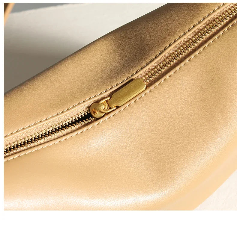 Bolsa Hobo de Couro Madri