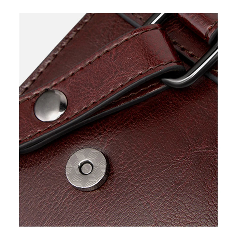 Mochila Feminina Retro de Couro Celene