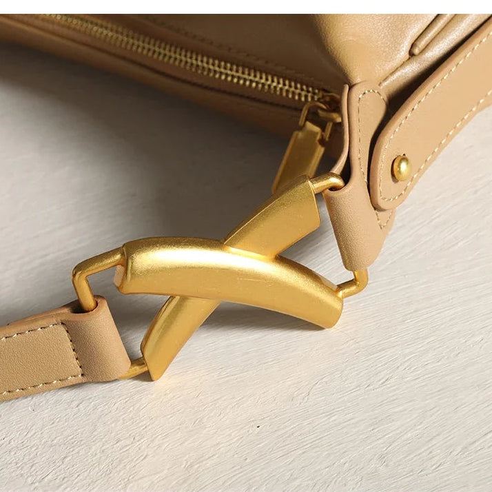 Bolsa Hobo de Couro Madri