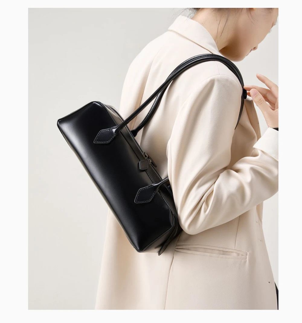 Bolsa Baguete de Couro Genuíno Eloise