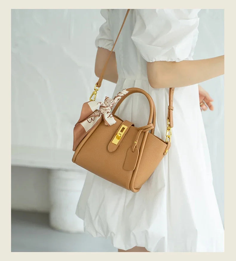 Bolsa Transversal de Couro Genuíno Mykonos