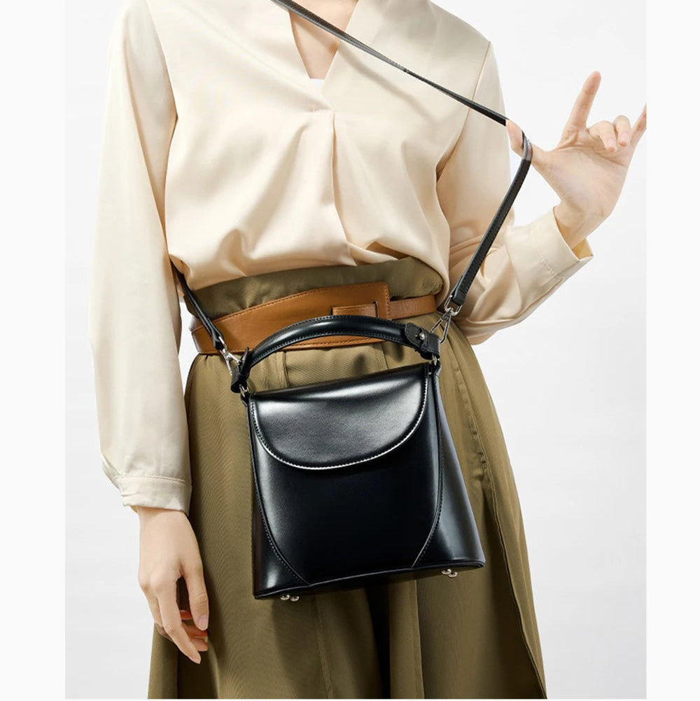 Bolsa de Ombro e Crossbody de Couro Versailles