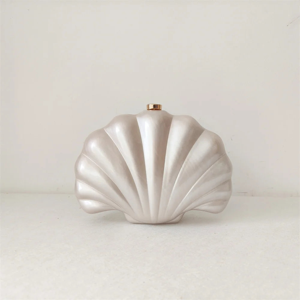 Bolsa de Acrílico Concha Sereia | Clutch Bags | Cores variadas | Detalhe 4 | Vivièn