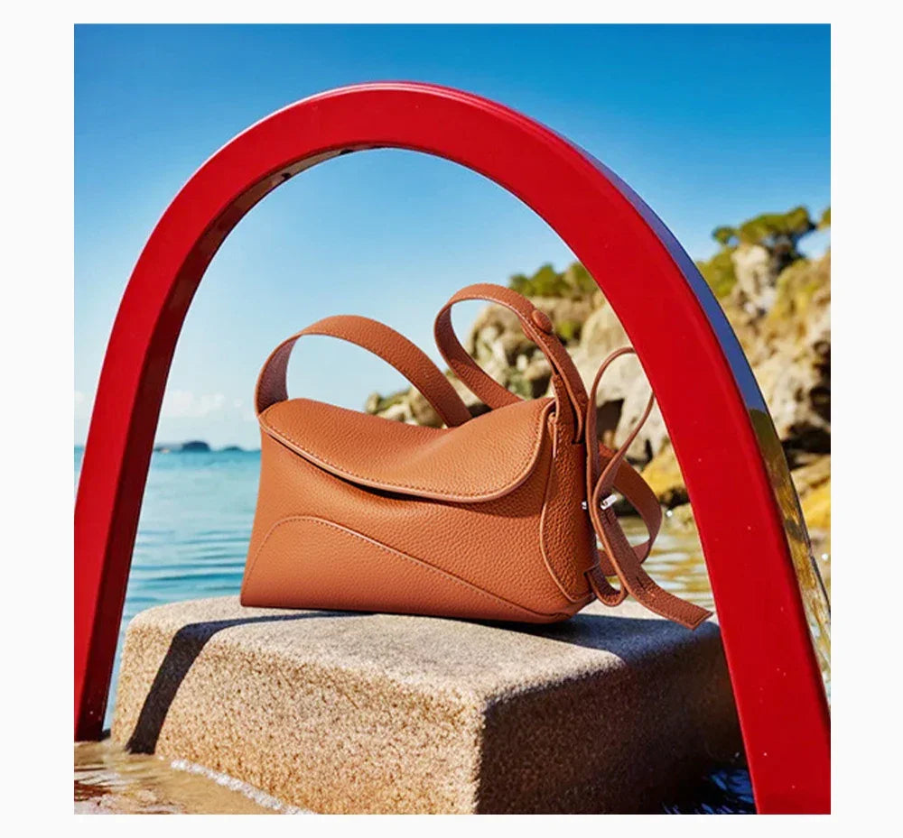 Bolsa de Couro Geométrica – Ombro e Transversal | Shoulder Bags | Cores variadas | Detalhe 4 | Vivièn