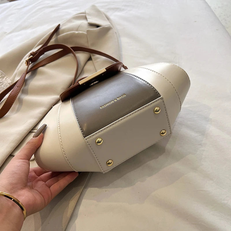 Bolsa de Couro PU Macio Berlin | Cross Body Bags | Cores variadas | Detalhe 22 | Vivièn