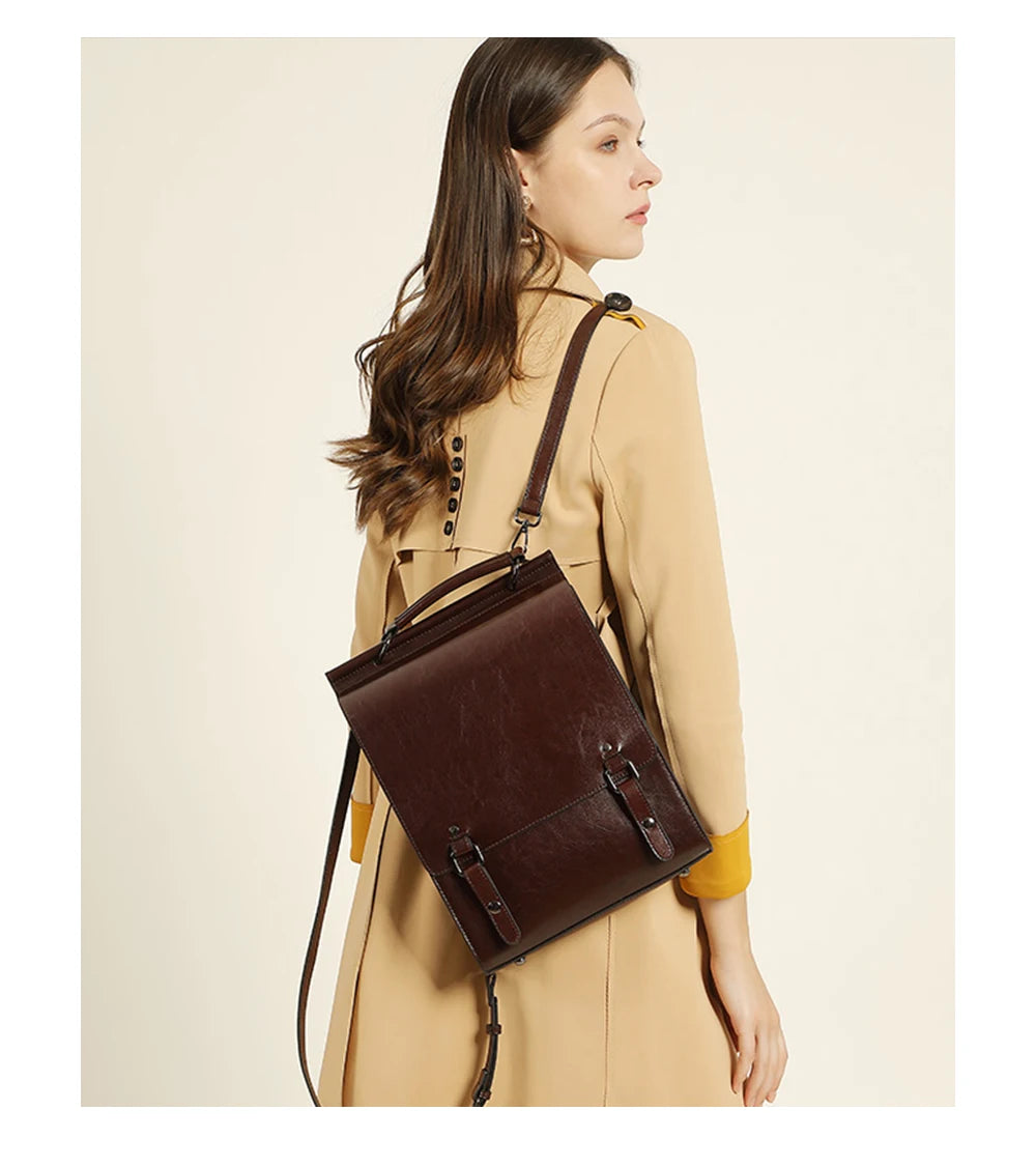 Mochila Feminina Retro de Couro Celene