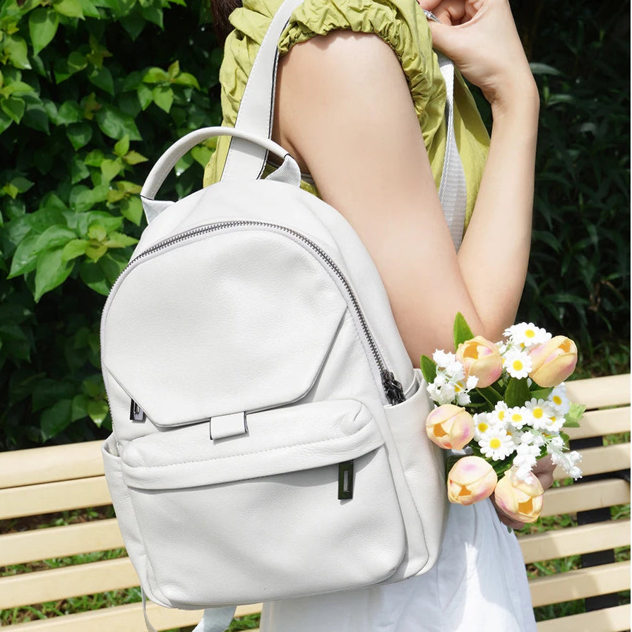 Mochila Feminina de Couro Genuíno Camilla