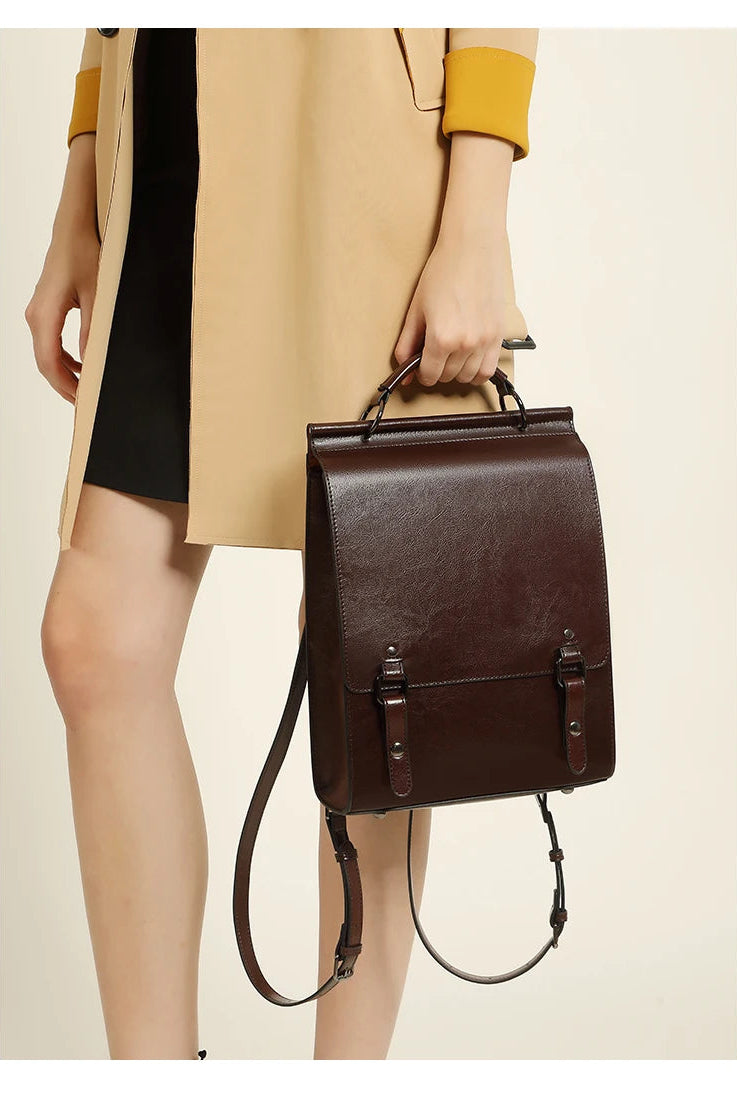 Mochila Feminina Retro de Couro Celene