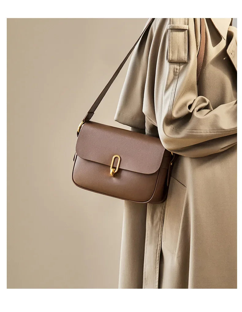 Bolsa Transversal de Couro Genuíno Hamburgo