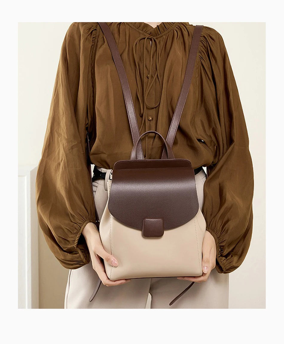 Mochila Feminina de Couro Genuíno Odette