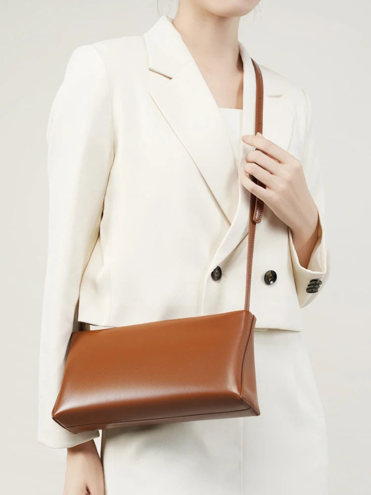 Bolsa Baguette de Couro Loraine