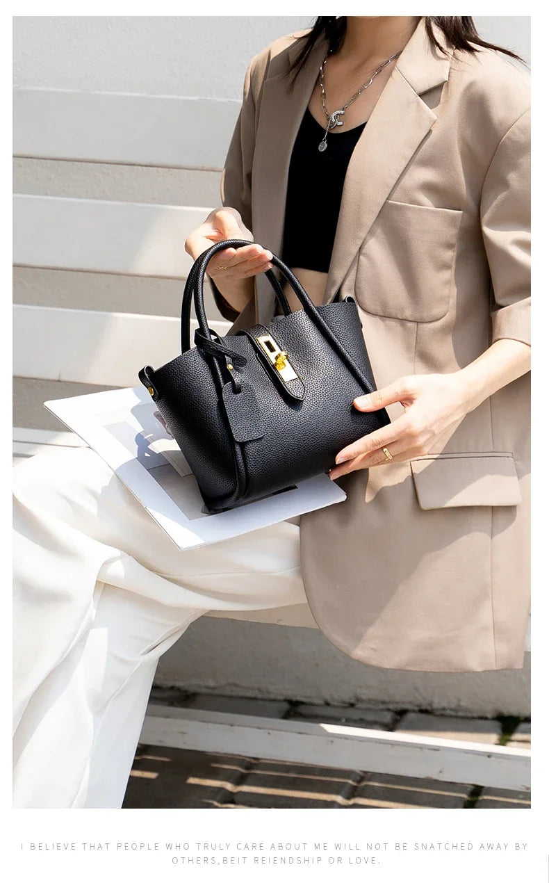 Bolsa Transversal de Couro Genuíno Mykonos