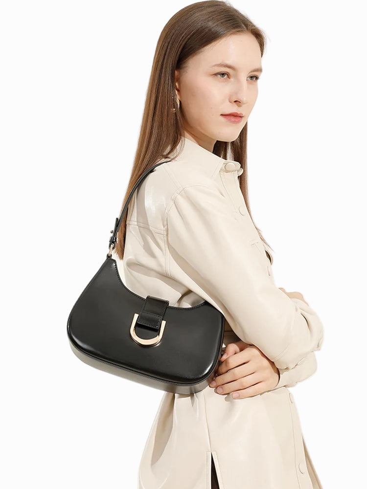 Bolsa de Ombro de Couro Charmosa