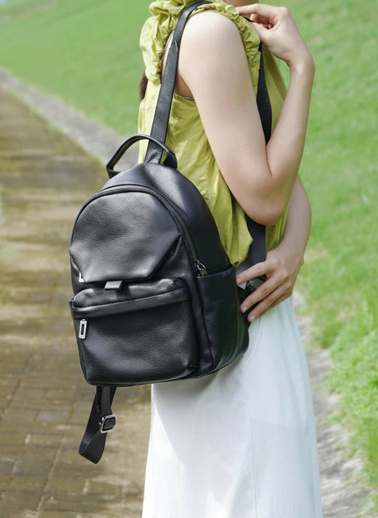 Mochila Feminina de Couro Genuíno Camilla