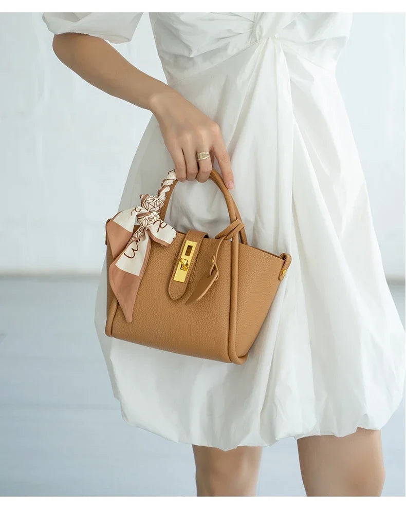 Bolsa Transversal de Couro Genuíno Mykonos