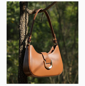 Bolsa de Ombro de Couro Charmosa