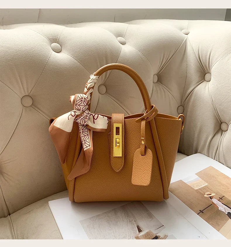 Bolsa Transversal de Couro Genuíno Mykonos