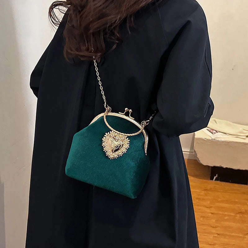 Bolsa Feminina de Veludo Roma