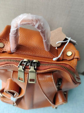 Mochila Feminina Elegante de Couro Genuíno Sofia