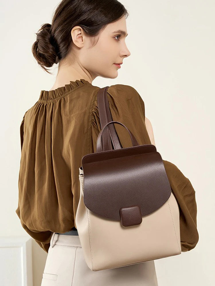 Mochila Feminina de Couro Genuíno Odette