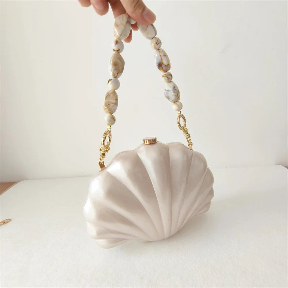 Bolsa de Acrílico Concha Sereia | Clutch Bags | Cores variadas | Detalhe 7 | Vivièn