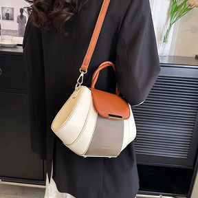 Bolsa de Couro PU Macio Berlin | Cross Body Bags | Cores variadas | Detalhe 7 | Vivièn