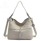 Bolsa de Ombro de Couro Genuíno Delphine | Bucket Bags | Cores variadas | Detalhe 8 | Vivièn