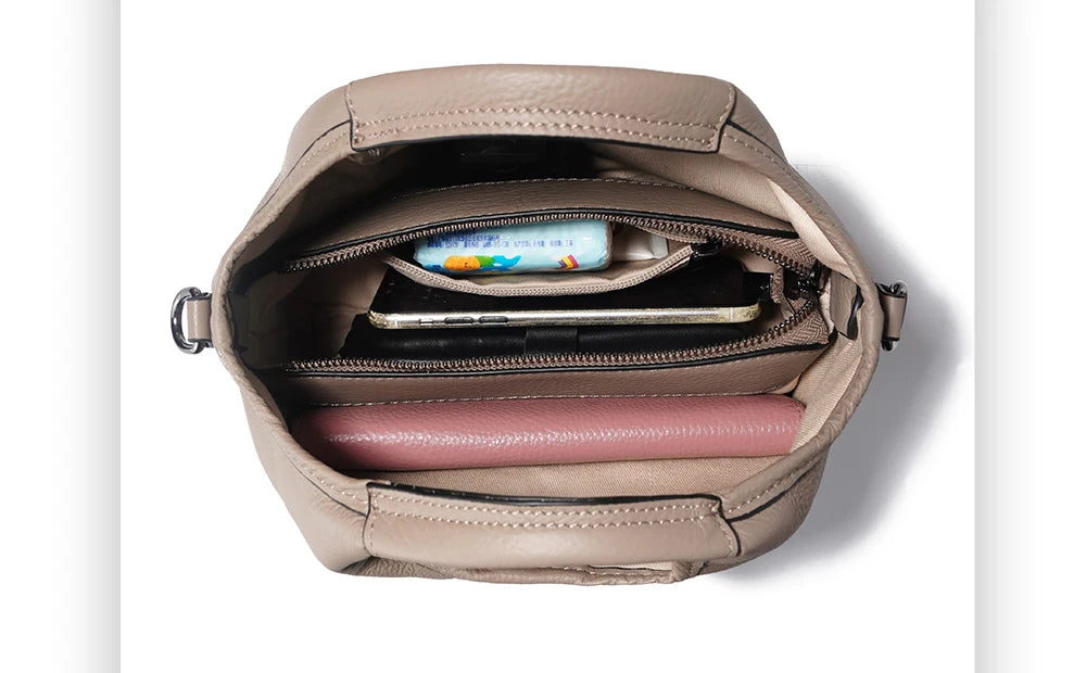 Bolsa de Ombro de Couro Genuíno Isabell | Shoulder Bags | Cores variadas | Detalhe 5 | Vivièn
