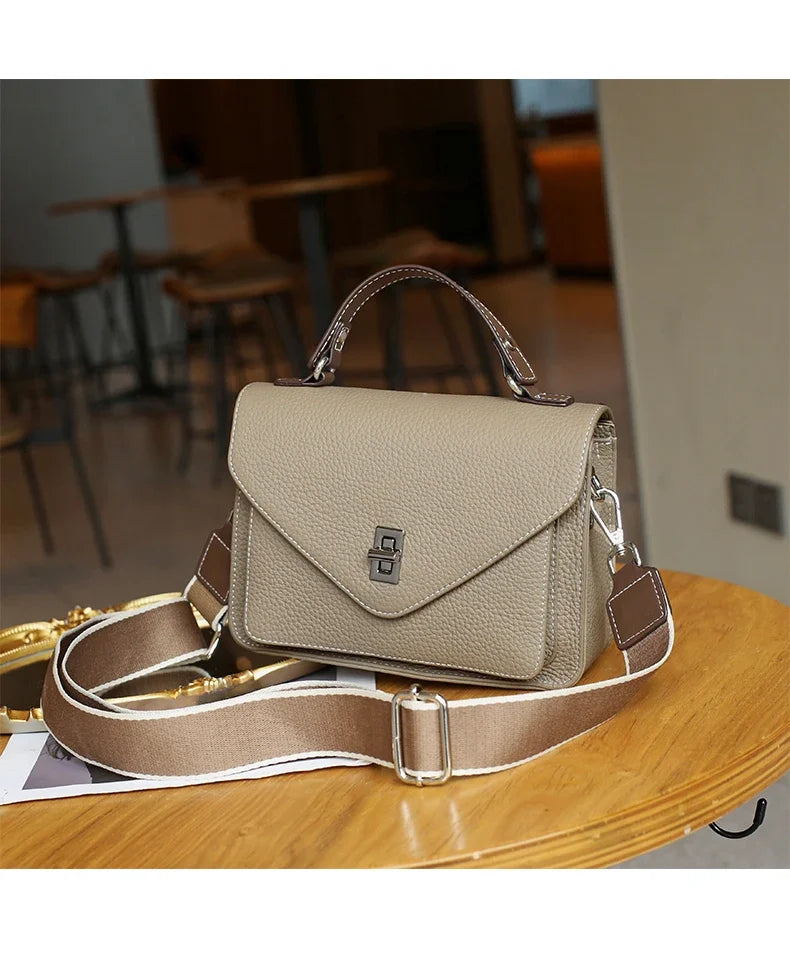 Bolsa de Ombro de Couro Genuíno Kyoto | Shoulder Bags | Cores variadas | Detalhe 4 | Vivièn