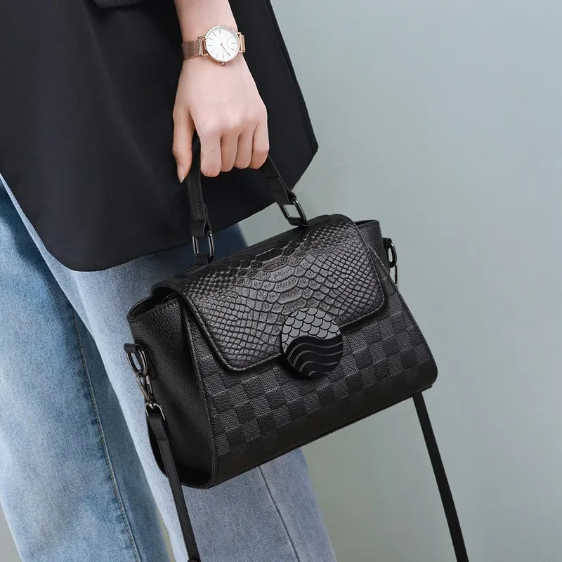 Bolsa Feminina de Couro Dublin | Shoulder Bags | Preto | Detalhe 2 | Vivièn