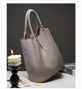 Bolsa Tote de Couro Genuíno Amélie | Bucket Bags | Cores variadas | Detalhe 7 | Vivièn
