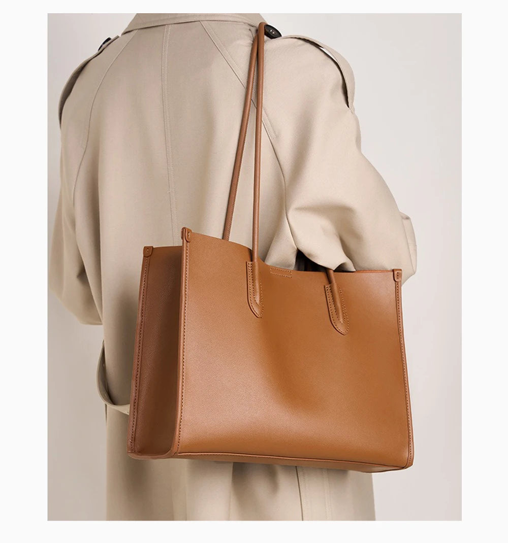 Bolsa Tote de Couro Genuíno Élodie | Bucket Bags | Cores variadas | Costas | Vivièn