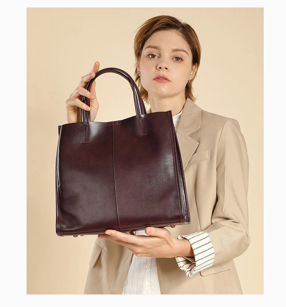 Bolsa Tote de Couro Genuíno Viola | Bucket Bags | Cores variadas | Detalhe 1 | Vivièn