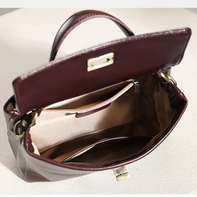 Interior e compartimentos da Bolsa Victoire vinho | Vivièn