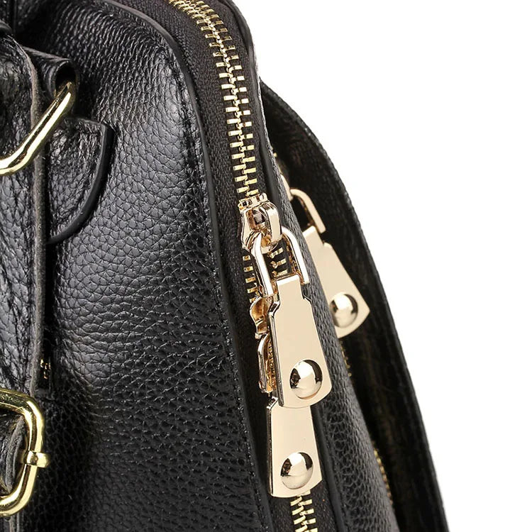 Mochila Feminina de Couro Genuíno Geneviève | Backpacks | Cores variadas | Detalhe 1 | Vivièn