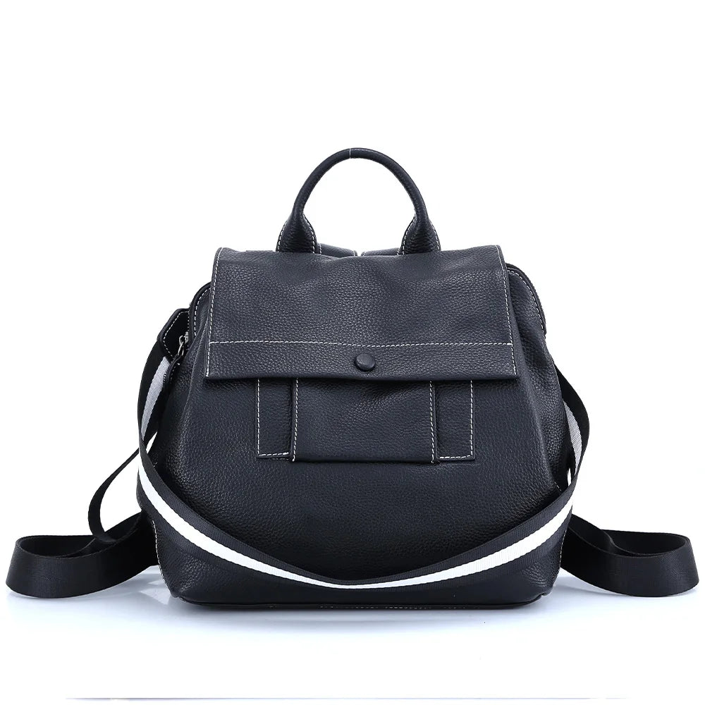 Mochila Feminina de Couro Simone | Backpacks | Cores variadas | Costas | Vivièn
